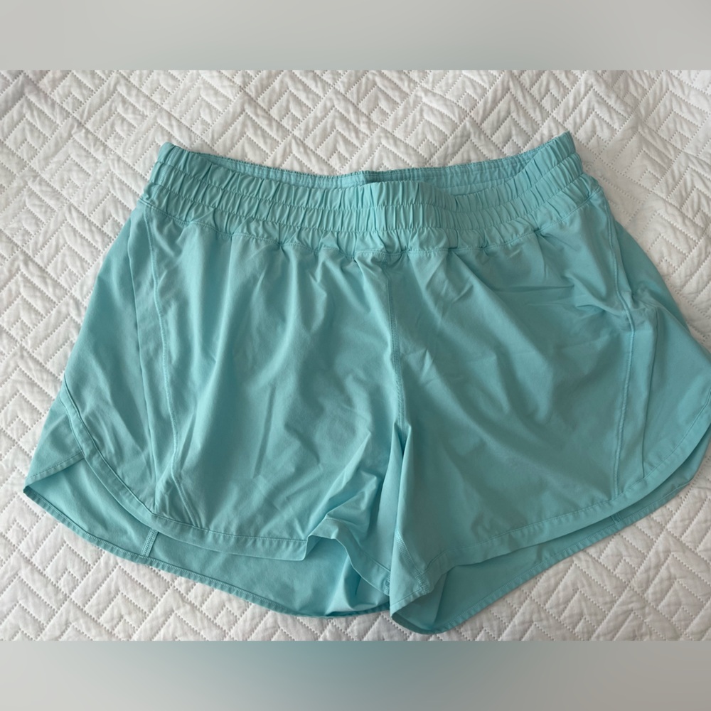 Lululemon women’s track that shorts